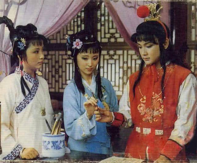 贾宝玉|有两个字，林黛玉从来不说也不写，你知道是啥？为什么？