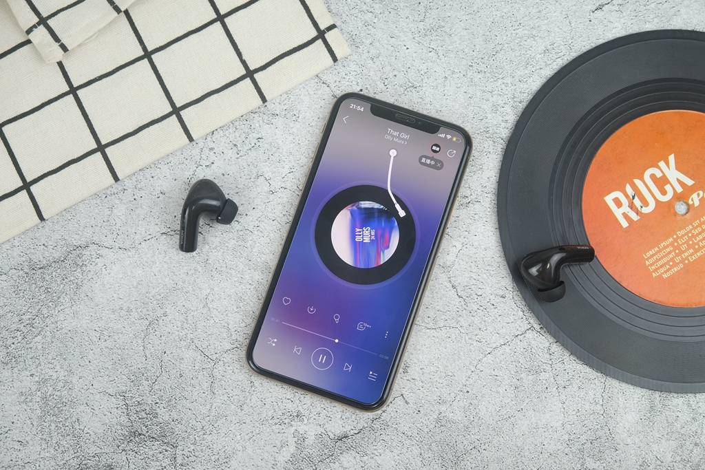 都堆|把该有的都堆足了，诺基亚E3500耳机全面评测：缺点是沾指纹