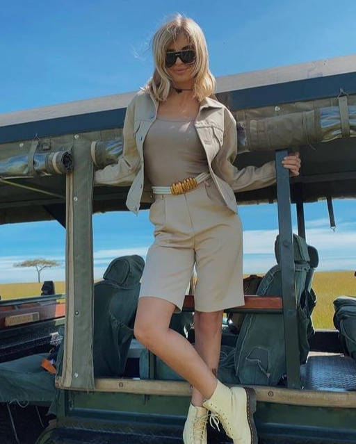 感觉|最近流行“秀色可餐”式穿搭！燕麦杏仁奶油色，温柔简约又高级