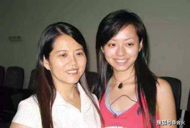 直播间|原创婚礼伴郎成现任？张靓颖唱歌一度哽咽，直播间被骂小三霸气回怼