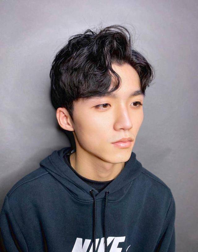 男人怎么变得干净清爽 6a1cbd8abe0346a2943fcc5c400feea8.jpeg