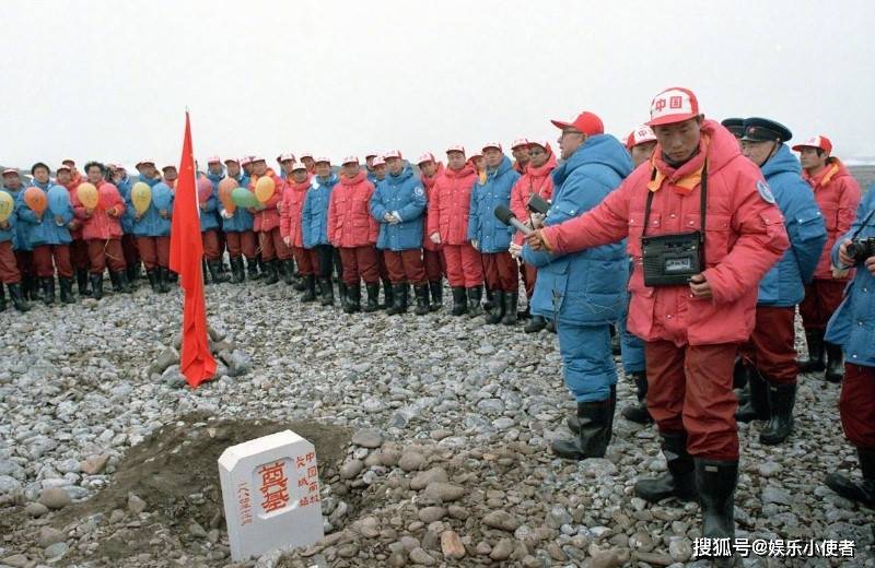 低调老戏骨张国立,曾被国家授予二等功,拯救了南极科考船全员!