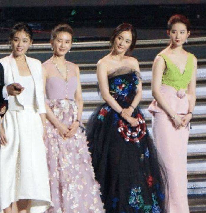 9年前给杨幂当助理,9年后与杨幂平起平坐