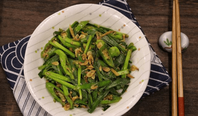 香辣菜炒韭菜 279d6ac888f543e7a03cab75231af511.png
