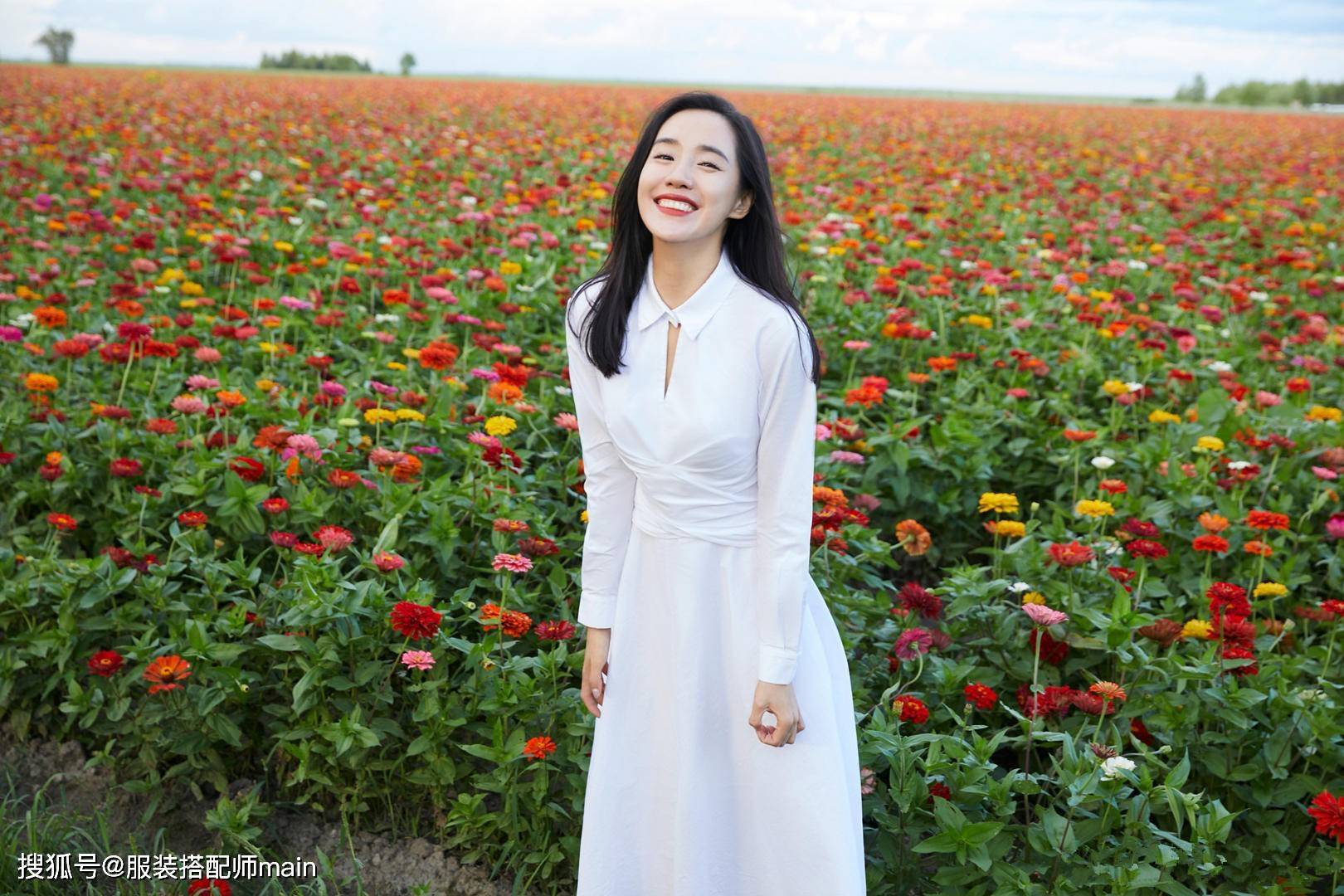 瑜伽|王智晒健身美照，豹纹T恤+瑜伽裤凹凸感十足，38岁辣妈不简单