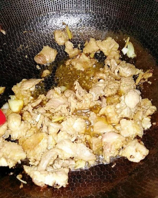 冬瓜|看老公大显身手冬瓜烧肉不难做