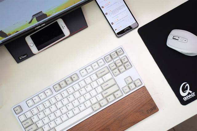 键盘|不只是性价比和无线双模，高斯键盘配色盘点