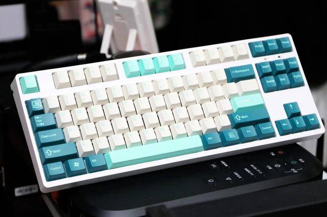 键盘|不只是性价比和无线双模，高斯键盘配色盘点