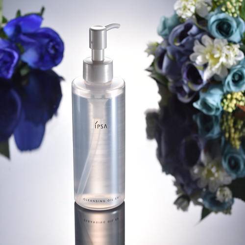 按摩|别整些没用的!谁说长期化妆皮肤就会变差?