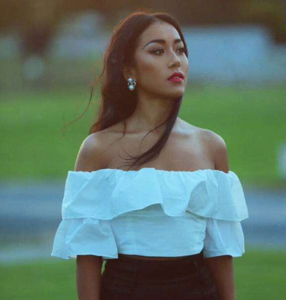 女生|吉克隽逸的腿成女生的追求？不瘦不白，可秀出来那刻却自带夺目感