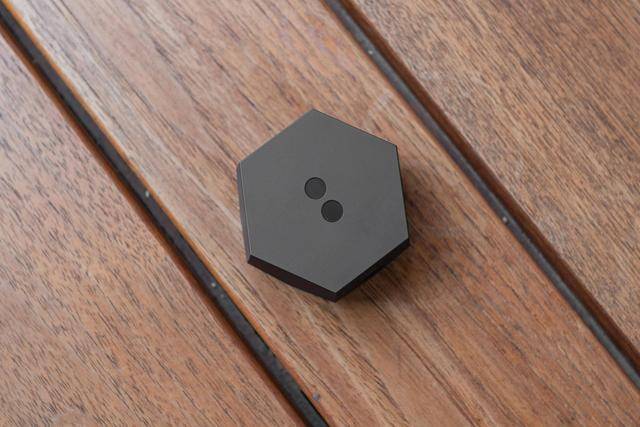 AirPods|「老罗推荐」时尚与科技完美结合，降噪完胜索尼WF-1000XM3