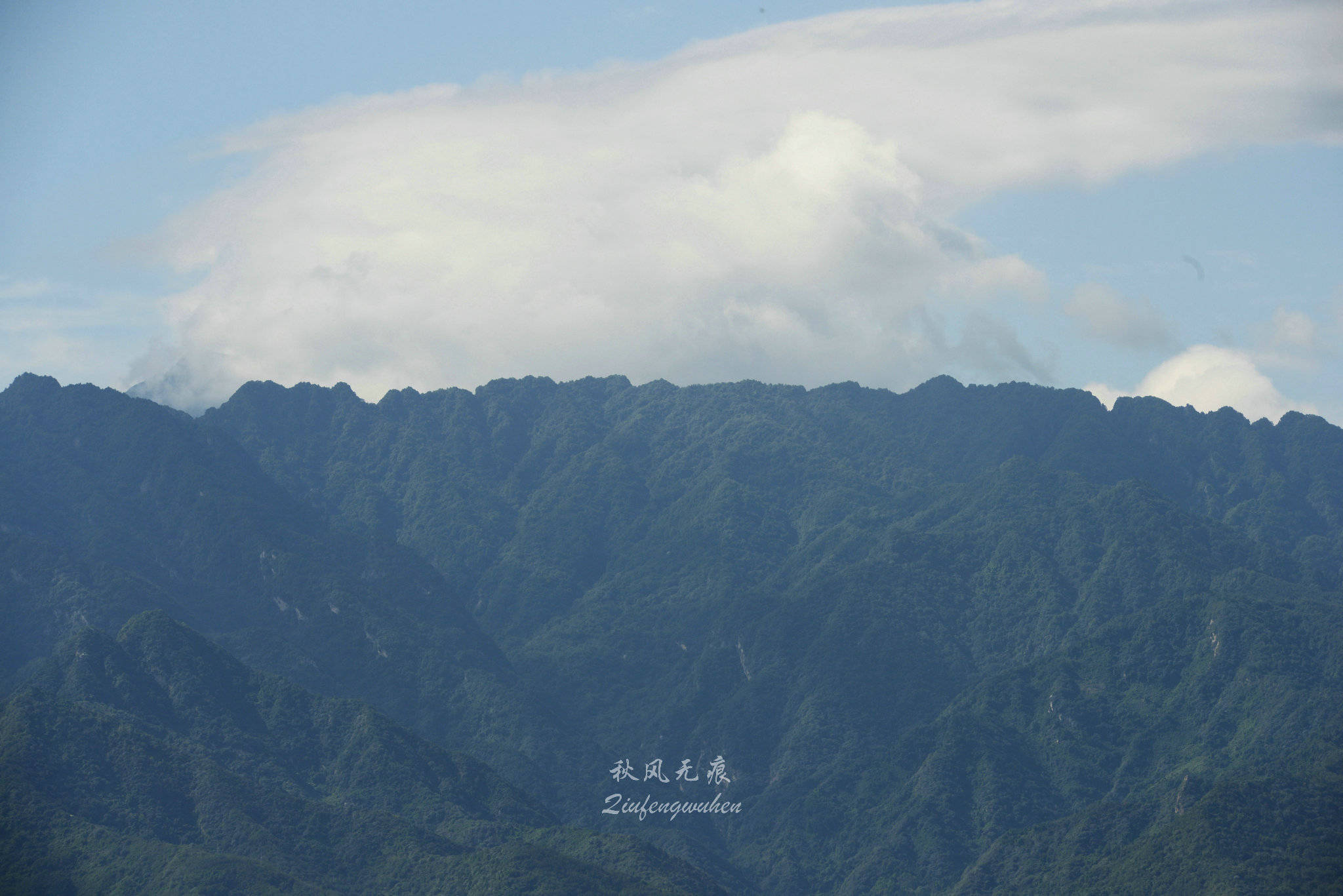 秦岭(|杜陵看山，秦岭望长安，抱龙峪里观云听秋风