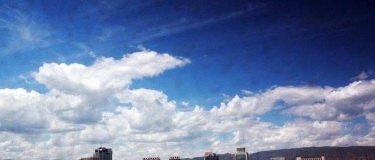 哪些省会的gdp最尴尬_省会城市gdp排名2020(3)