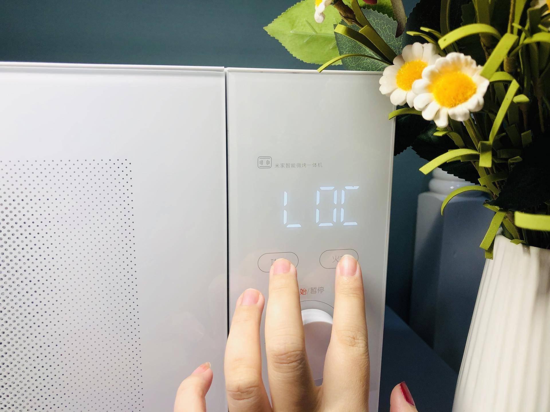 智能|省厨房空间，更享美味米家智能微烤一体机一机多用