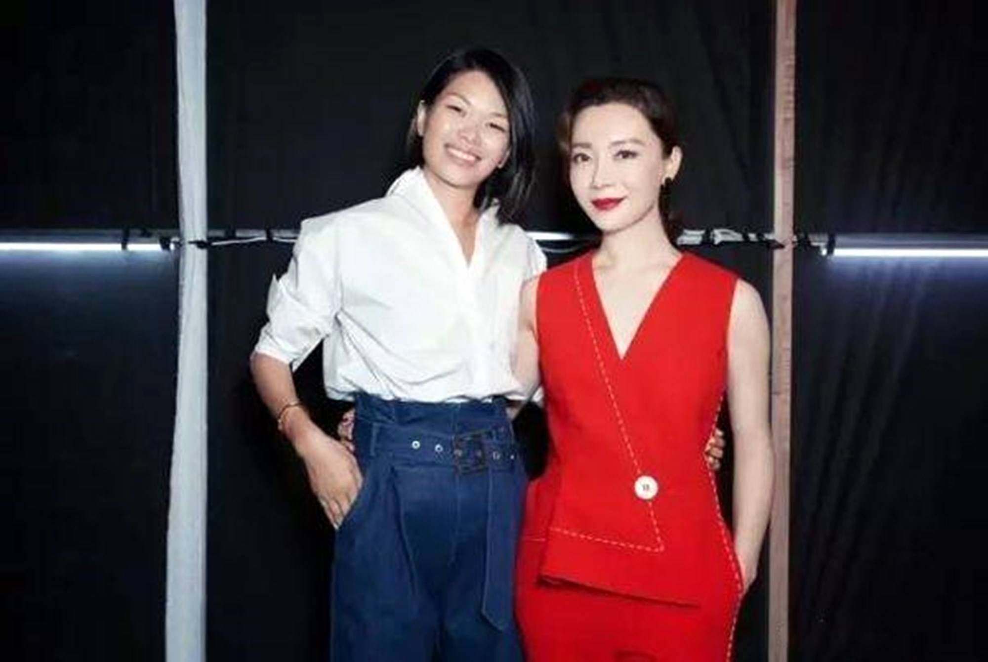 丑模|中国最有“洋气质”的丑模吕燕,逆袭嫁法国豪门,混血儿子高颜值