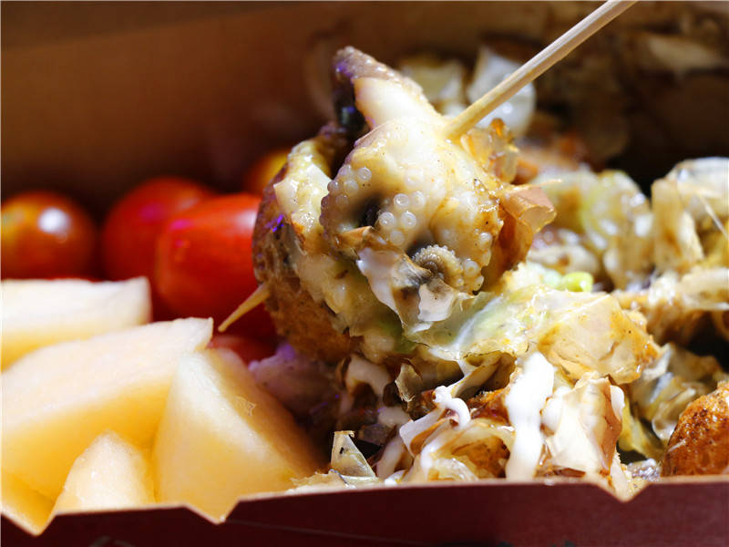 高丽菜|就为了买个网红的章鱼烧游曾厝垵趣事：排队二十分钟