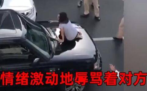 梦见别的女人坐我老公车上抱著我老公，寓意与解析