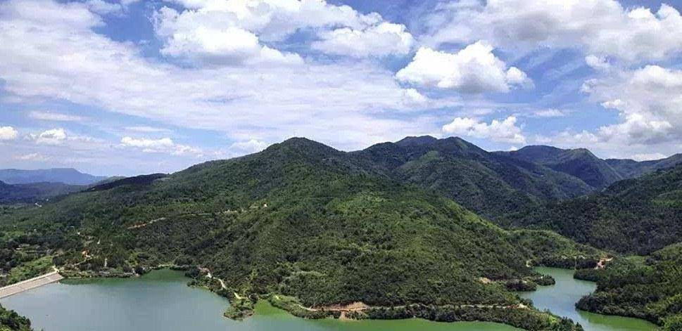 祁阳县gdp_祁阳县委书记黄景波(3)