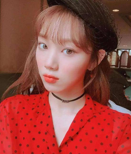 宋慧乔|新韩式齐刘海 宋慧乔和李圣经都剪了