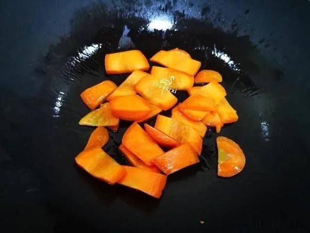 油条配什么菜适合早餐 497e1580e12f486390b2baa762529ddd.jpeg