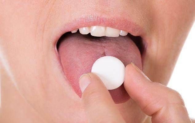 鼻子出血是什么病征兆和癌症有关吗 aae107269ed640a4bc017963d4be6025.jpeg