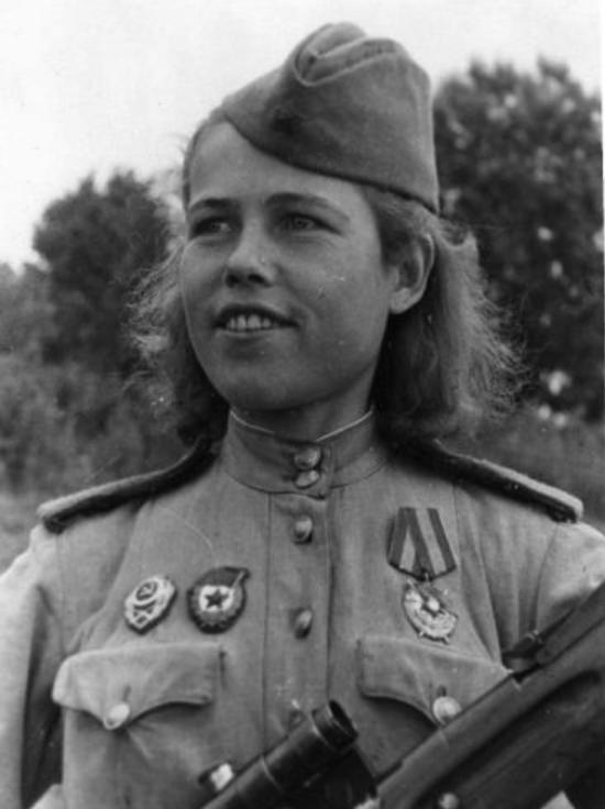 二战狙击手排名_二战前线狙击手小游戏(2)