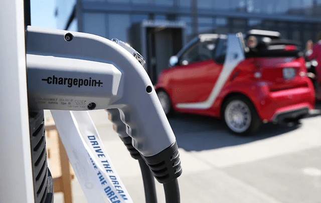 如何使用电动车主脚架 be34ef4c4a60449aad566f56d7053c10.png