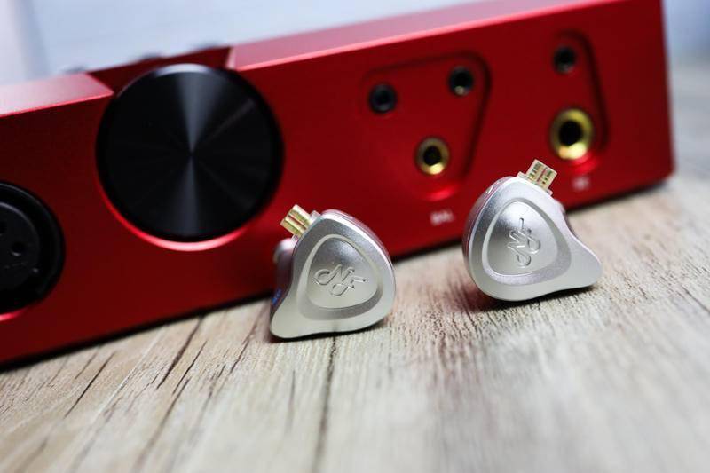 jian|这是,开水煮白菜?NFAUDIO NM2+耳机体验