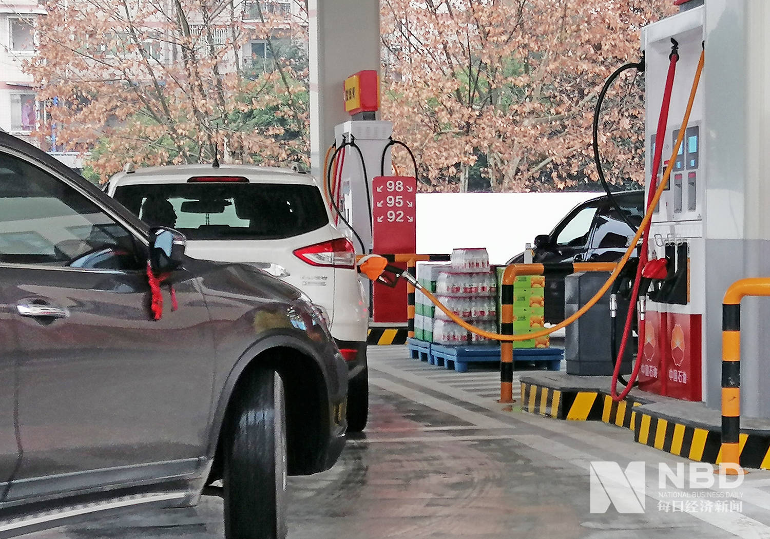 中石化|中石化试水卖车！对合作方要求严格， 已有三家自主车企签约