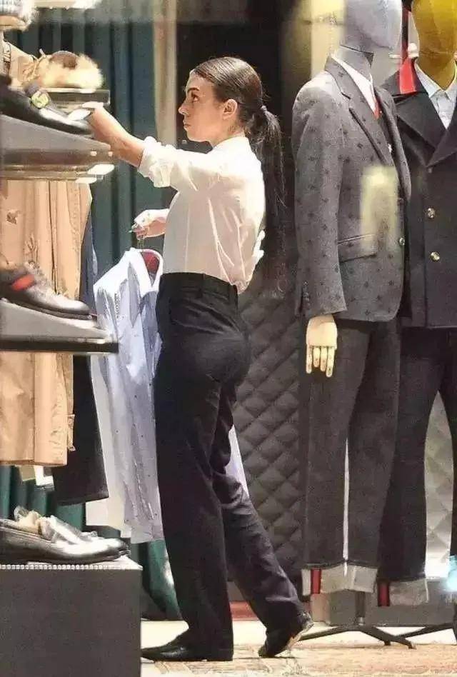 乔治娜|全球第一高富帅娶94年柜姐：狮子&水瓶这对CP，是我磕过最励志的糖