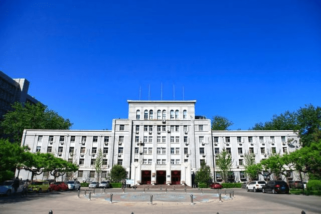 专业|今年考生欲考无门!怎么会这样?三所“顶尖”名校停招新闻专业