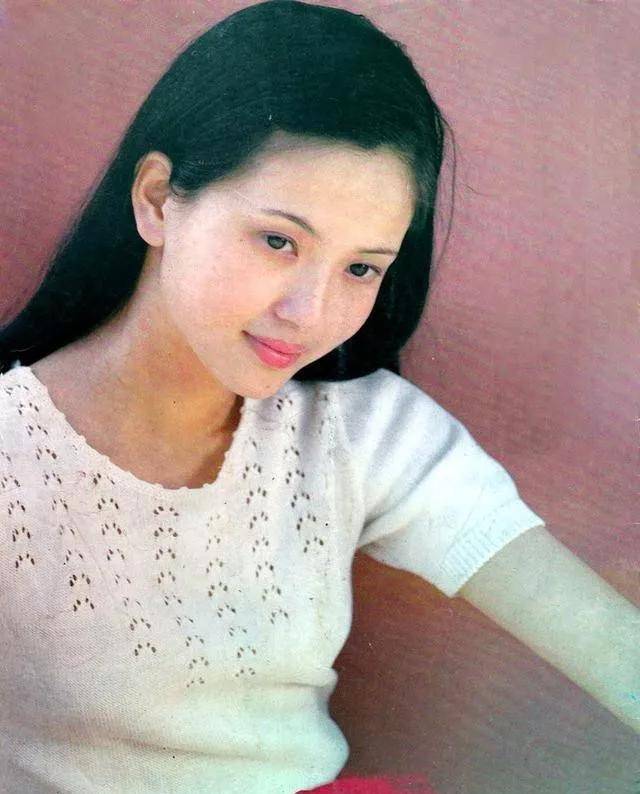 为爱守寡13年,从江南第一美人到母亲专业户,她的美从不败岁月