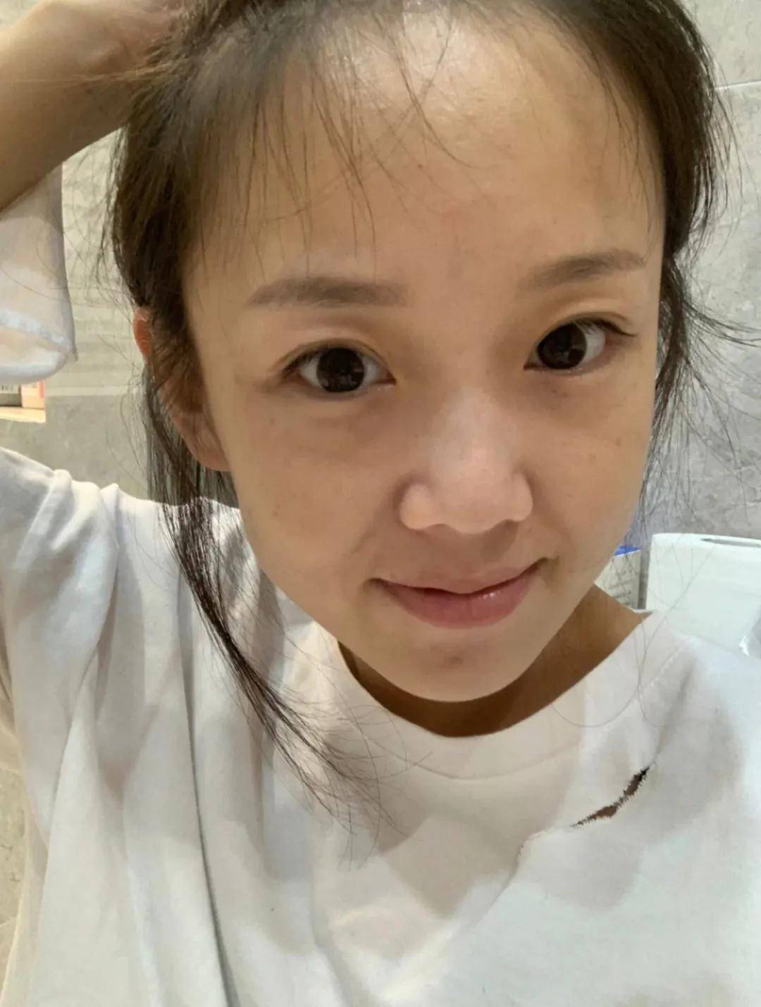 fa|央视镜头太可怕了,张天爱鼻子顶破天,被李沁吊打…