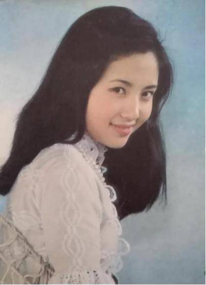 为爱守寡13年,从江南第一美人到母亲专业户,她的美从不败岁月