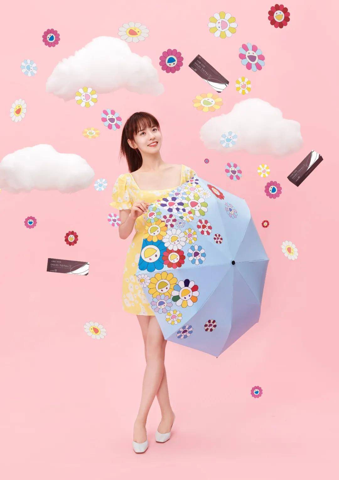 村上|隐形眼镜界爱马仕~爱尔康水梯度和村上隆太阳花，戴上就不想脱