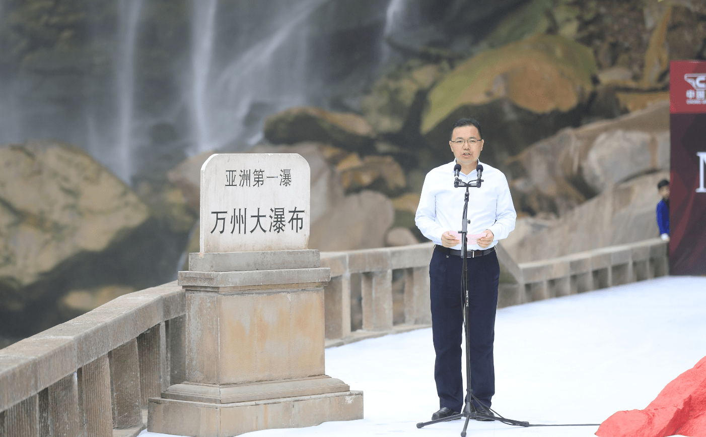 2020上半年重庆区县_2020最新GDP排名出炉!揭秘重庆最有钱的地方~