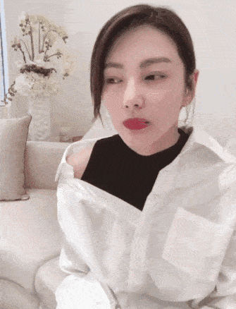 秦岚|伊能静每年七位数护肤,而张雨绮曝一个月护肤花费,戚薇都被吓到