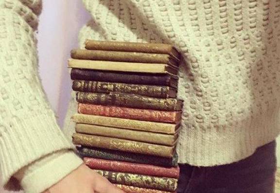 世纪|她亲手制作出十八九世纪复古裙,穿越时空的美感棒呆