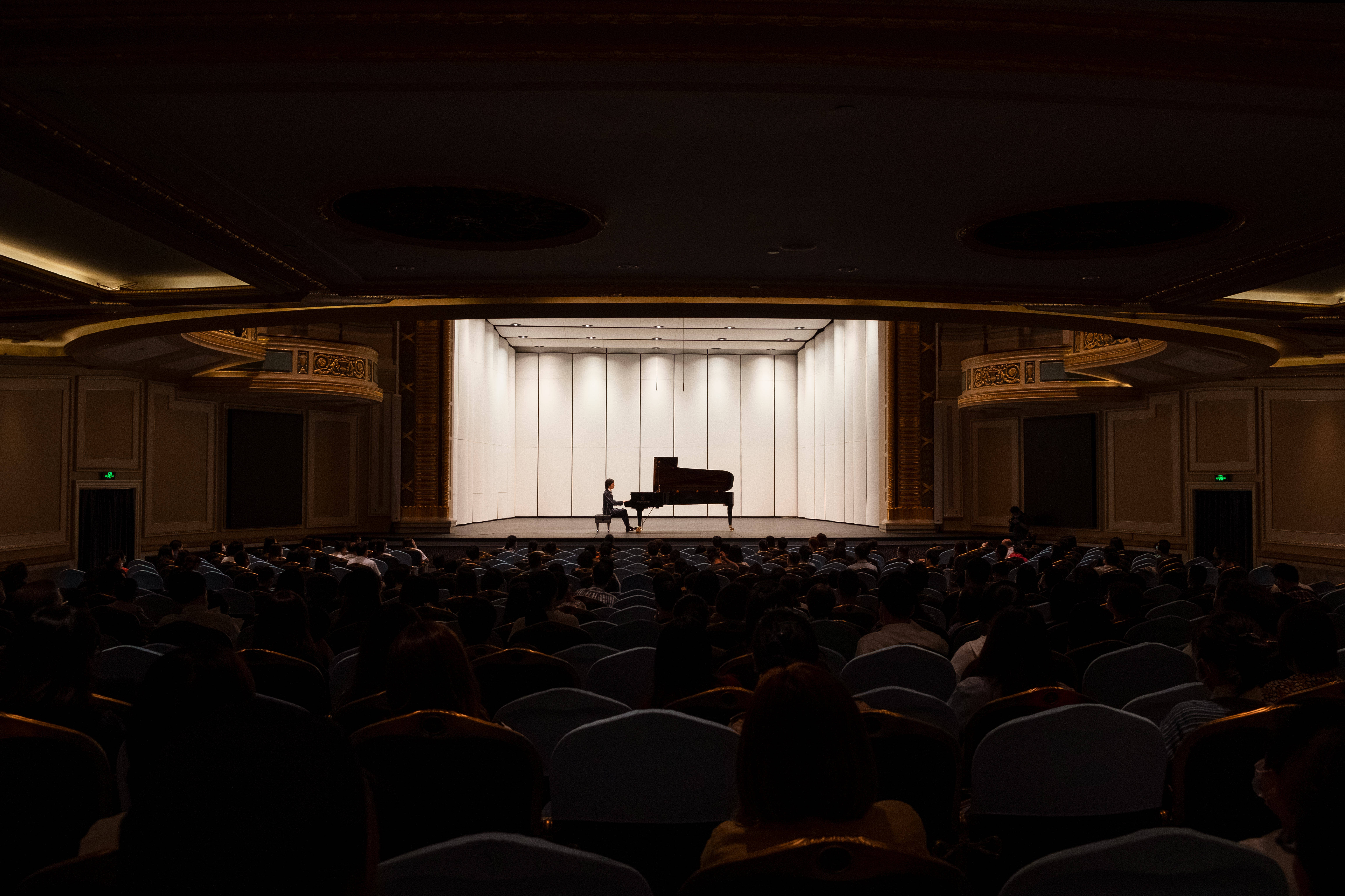 上海音乐厅修缮后首场钢琴演奏会吴牧野为音乐厅90周年带来生日演出