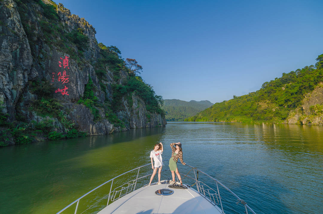 英德连江口镇的浈阳峡风景区坚持文旅融合之路,以文兴旅,以旅彰文