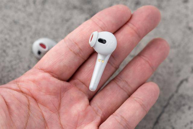 舒适度最好的入耳耳机 3d00d9d68ac840958b010f25c9c268c0.jpeg