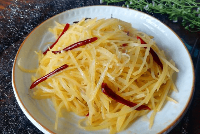 土豆丝家常做法分享 2631ef443465436d999a04b67f5e6fcd.png