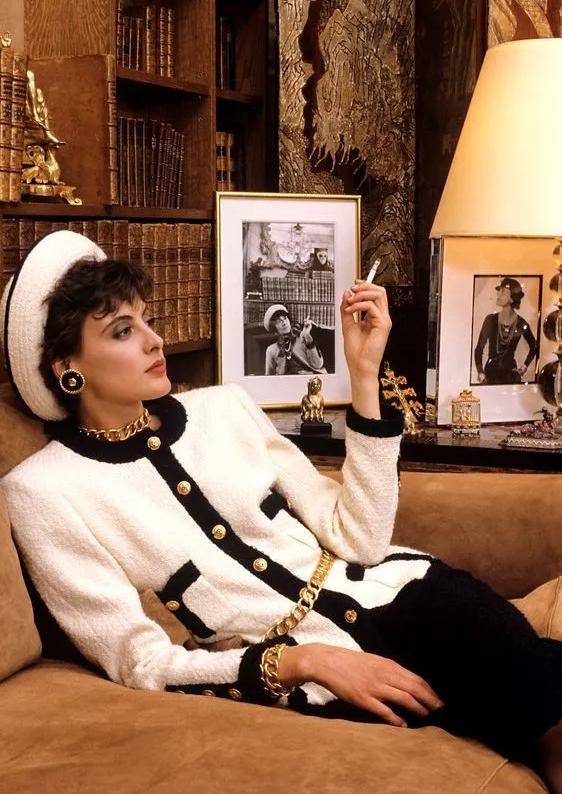 经典|想要穿出高级感？这3点很重要，花小钱就能穿出＂贵气感＂