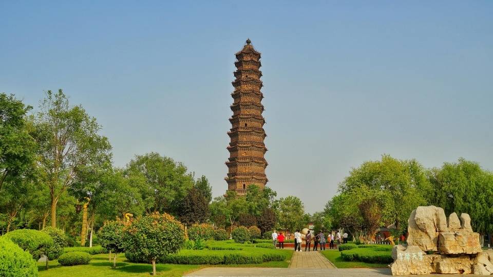 史料|开封铁塔，始建于何时有史料记载，何时落成却成了未解之谜