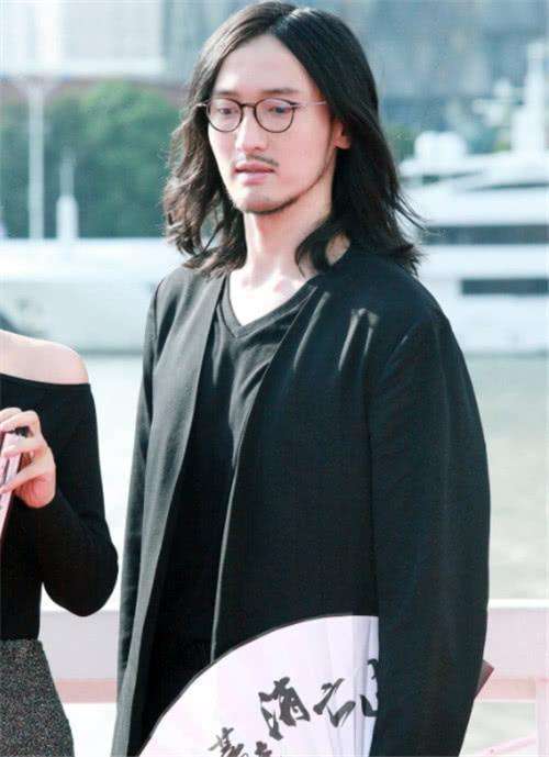 公寓|原创真正演员放弃热剧拍摄，披露娱乐圈现实，这次他终于被更多人认识