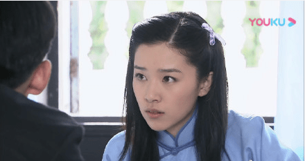她出生于1988年,2009年在民国年代剧《娘妻》饰演杨静怡正式出道.