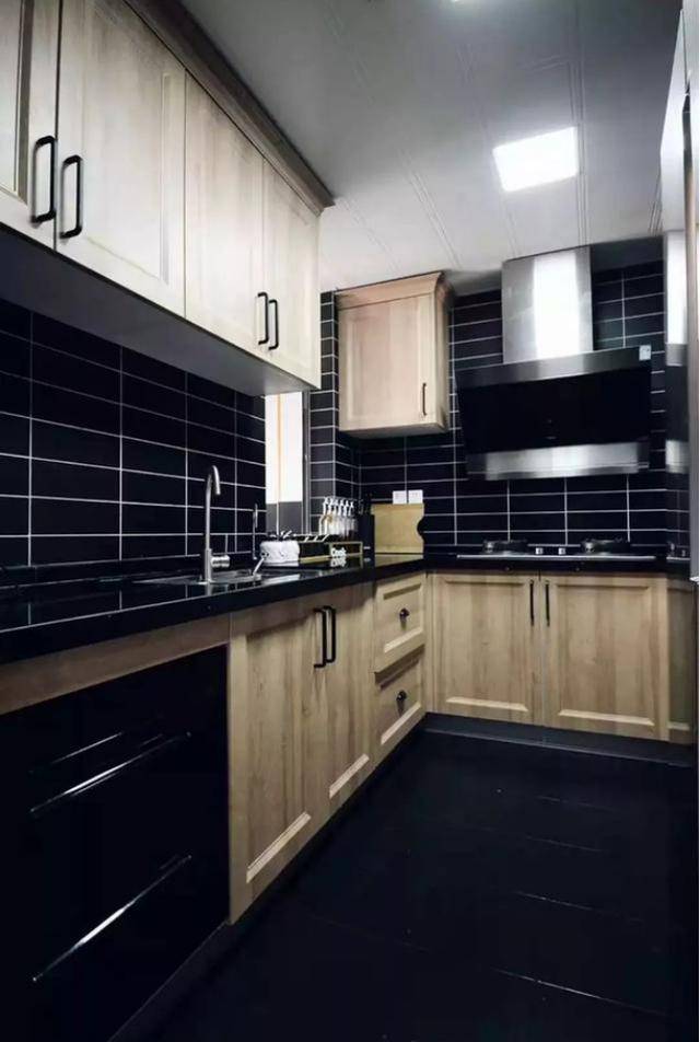 老物件家用厨房 c224c95a814f4742acd30fa8eaf2d7d3.jpeg