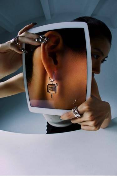 News|设计师品牌A-D-JUST推出全新“News”系列