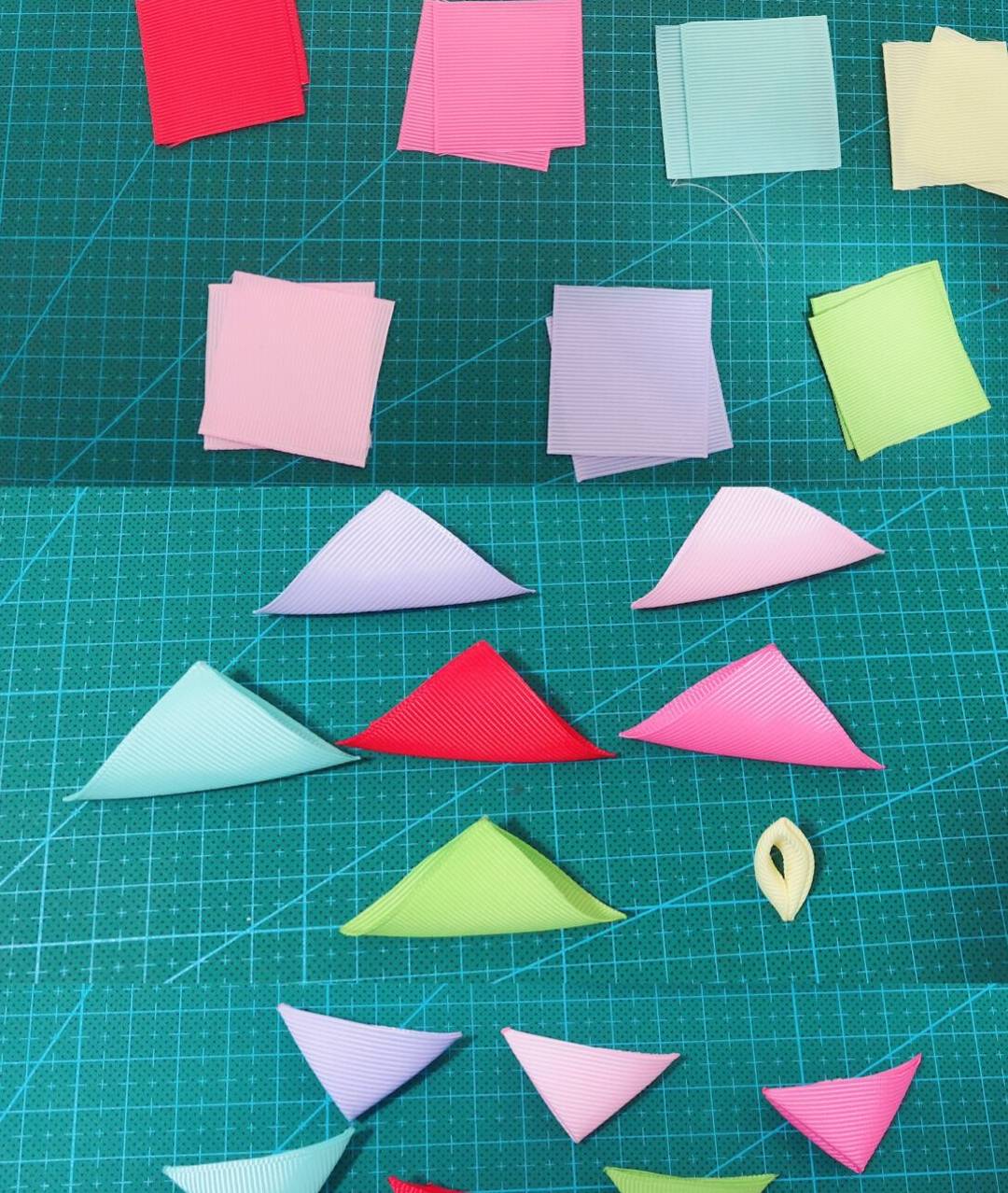 童趣|带你看一看那些漂亮又童趣的彩色儿童发饰，附制作教程