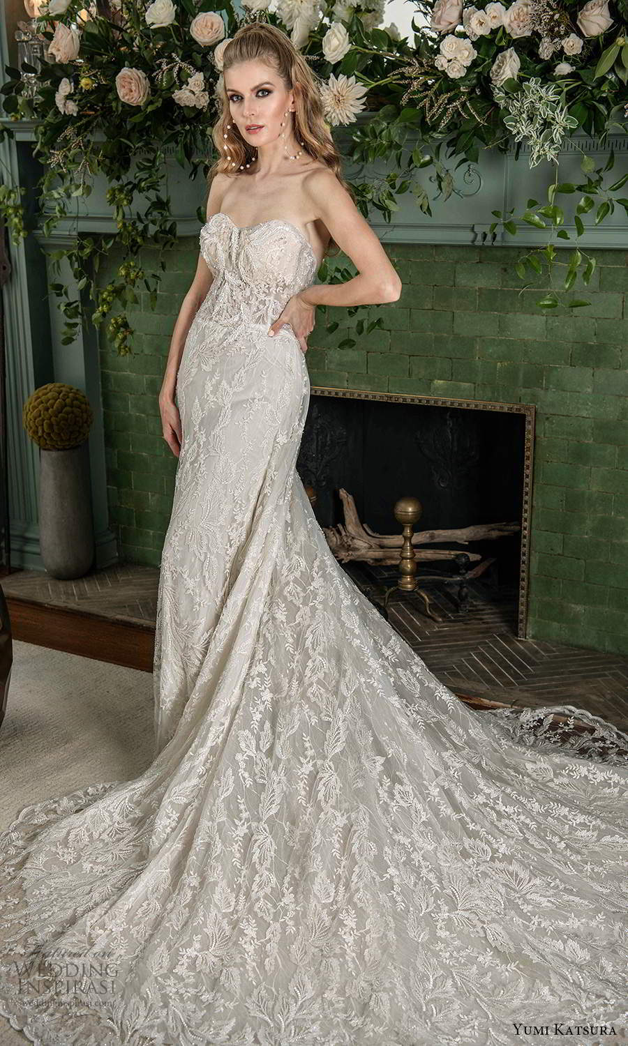 &quot|Yumi Katsura2021＂Ravishing&Resilient＂秋季婚纱系列 提升女人身体的自然美感